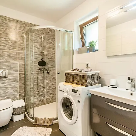 بيت للعطل Casa Agnija - Authentic Istrian With Terrace And Garden Near The Sea *
